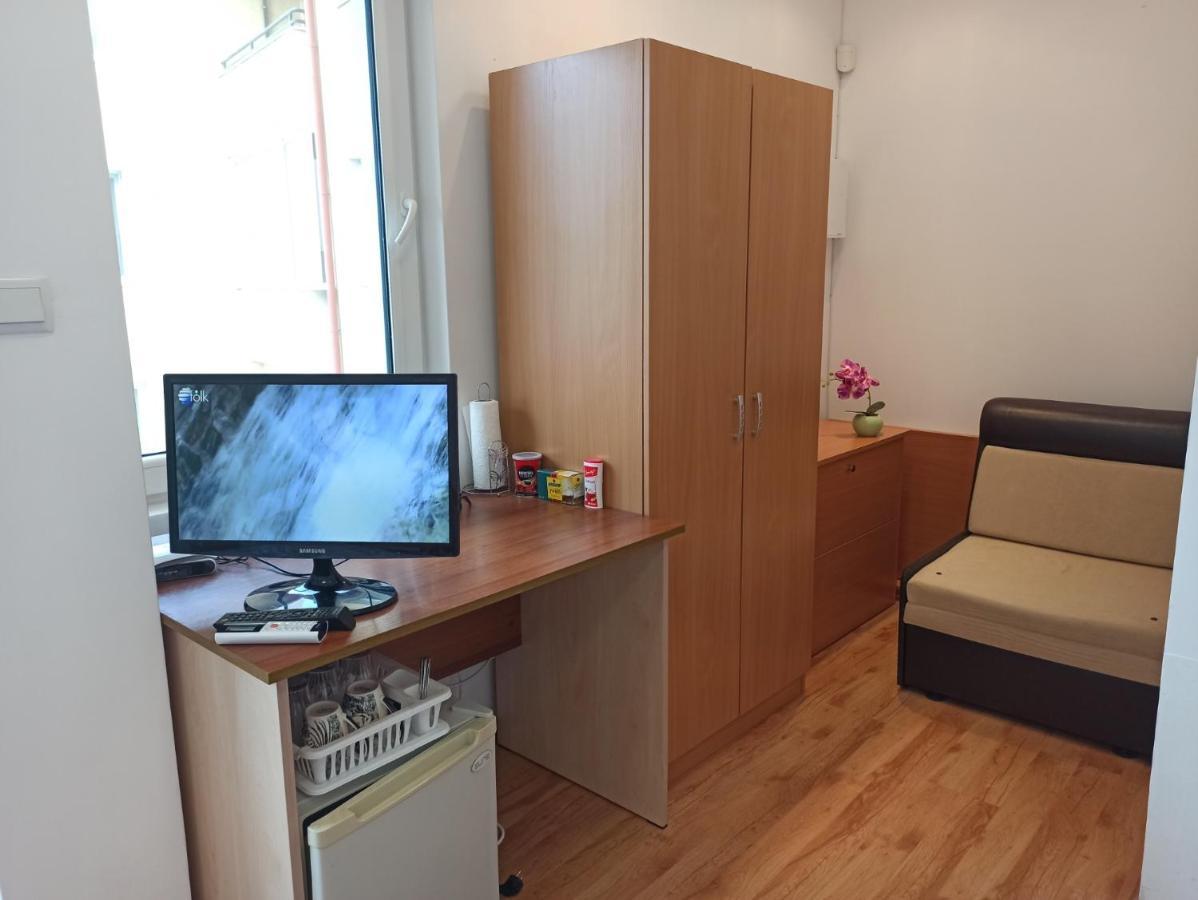Gabrovo Relax Apartment Esterno foto