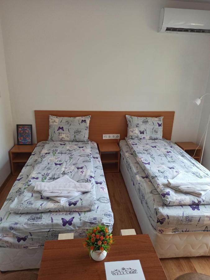 Gabrovo Relax Apartment Esterno foto