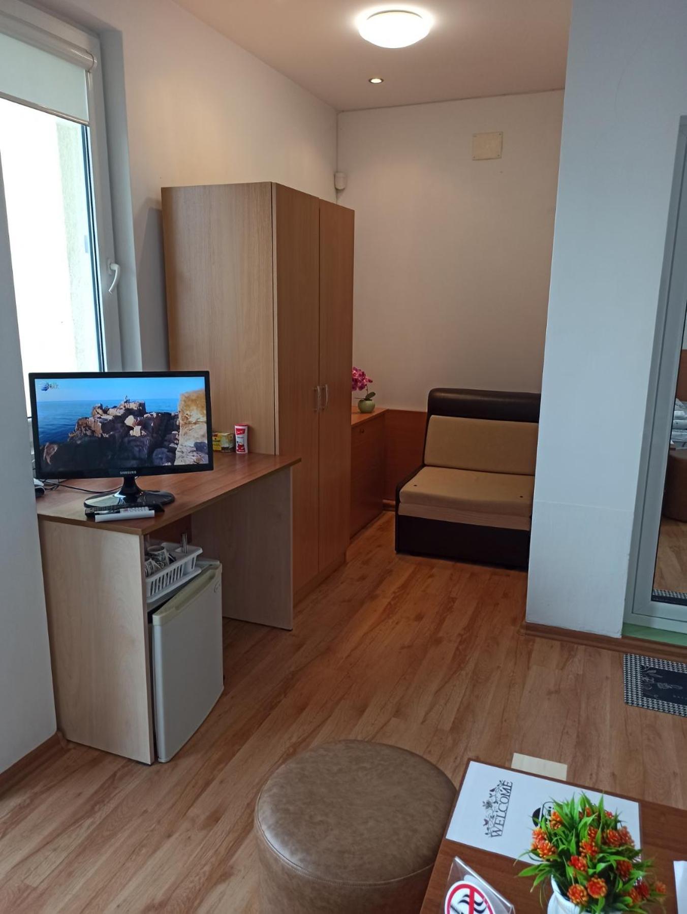 Gabrovo Relax Apartment Esterno foto